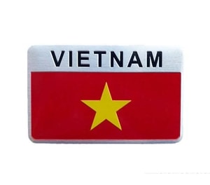 Logo kim loại cờ Việt Nam 3D dán xe ô tô MS-123