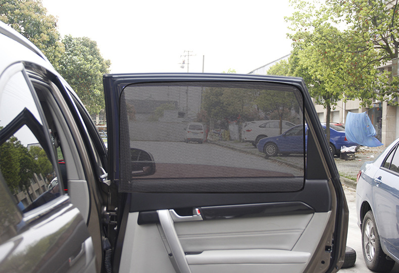 Rèm che nắng che cửa sổ ô tô hút nam châm dạng lưới (mẫu 6)