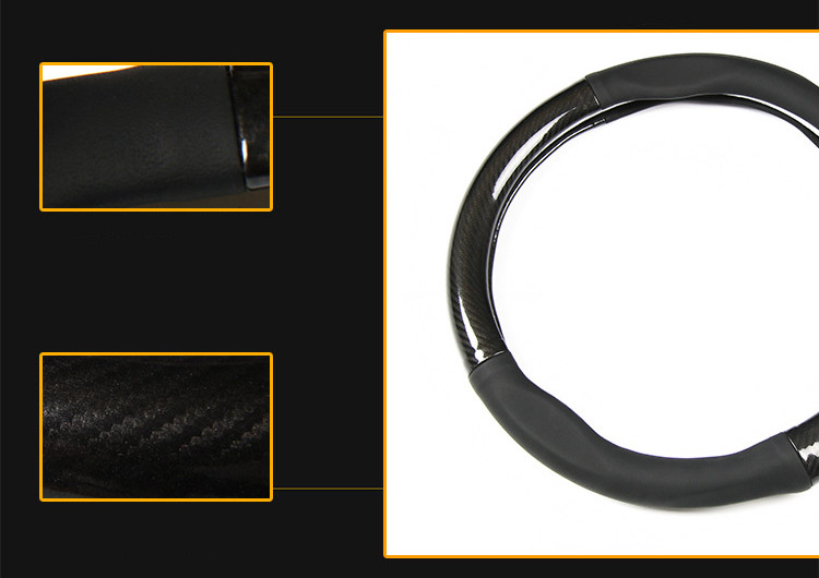 Bọc vô lăng ô tô sợi carbon và da màu đen có logo các hãng ( mẫu 14 )
