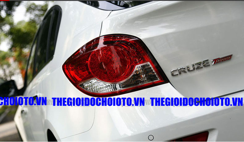 Logo chữ Turbo dán xe ô tô