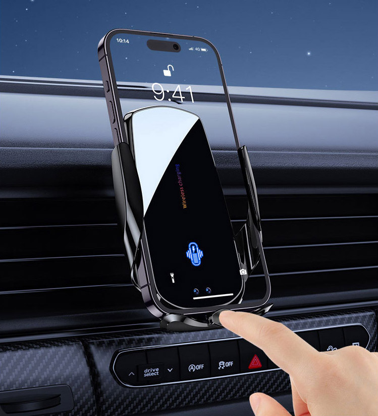 Giá đỡ điện thoại kiêm sạc không dây trên ô tô cảm biến hồng ngoại kẹp mở tự động (mẫu 168)