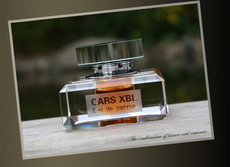 Nước Hoa Ô Tô Pha Lê